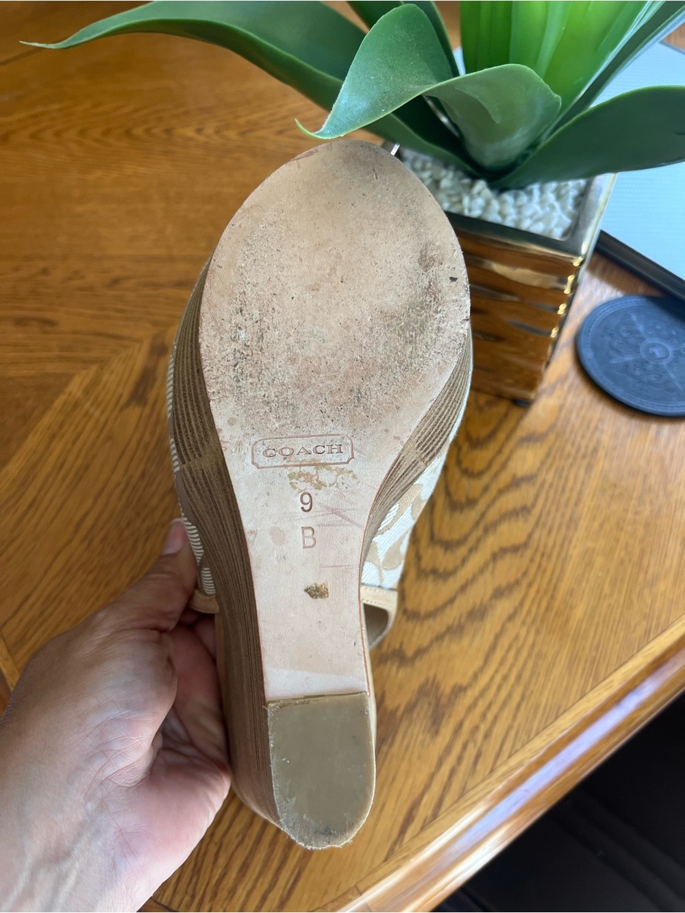 Coach Women’s Light Khaki/Sand Signature Slingback Wedge Sandal Size 9 Width M - Picture 7 of 9
